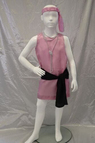 42 costumes
coloris: rose, bleu, jaune
ref:0008 + 4017 + 4015