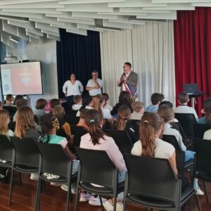 Visite de la mairie avec les CM2